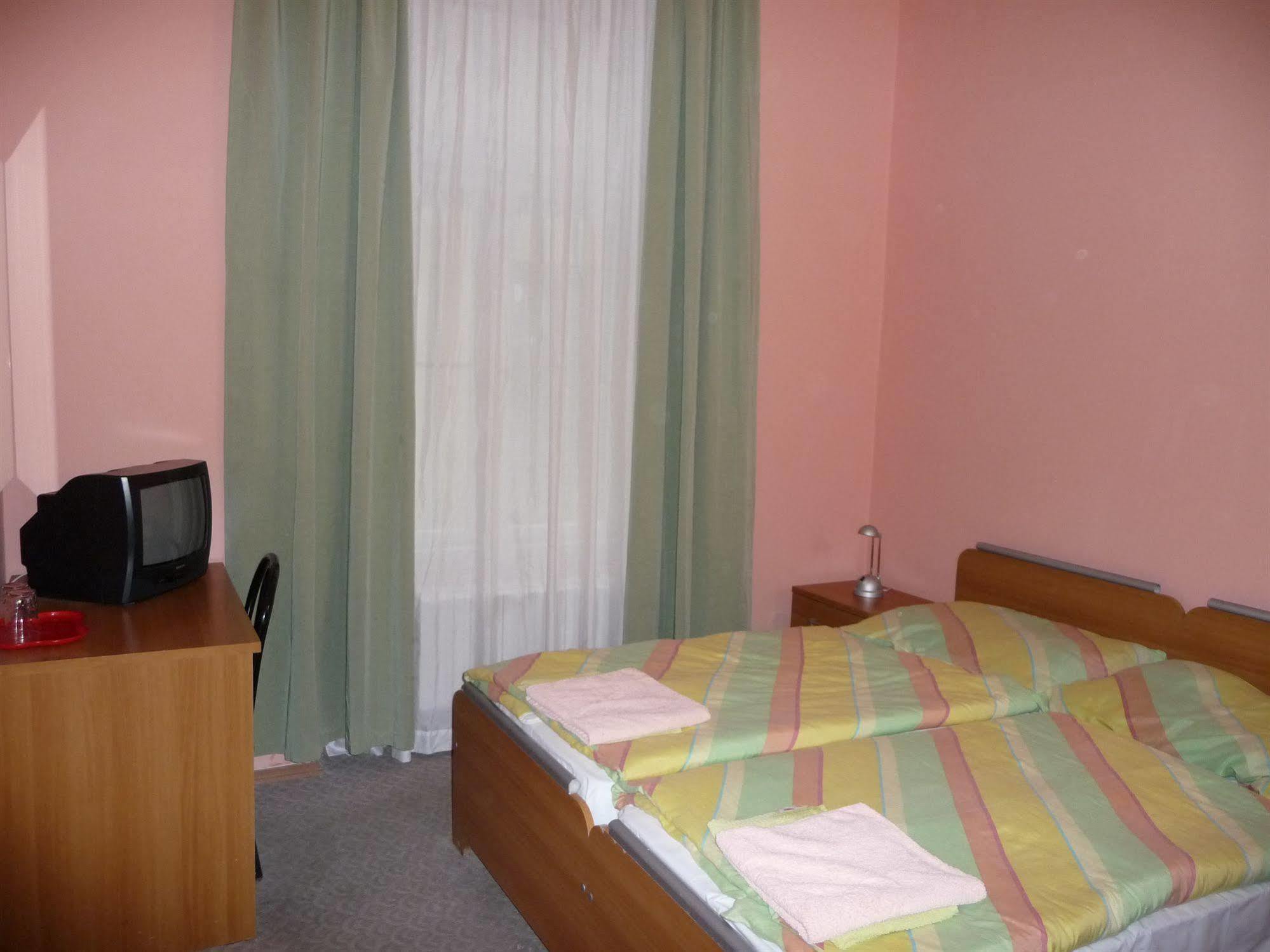 Pension City Center Praga Zewnętrze zdjęcie